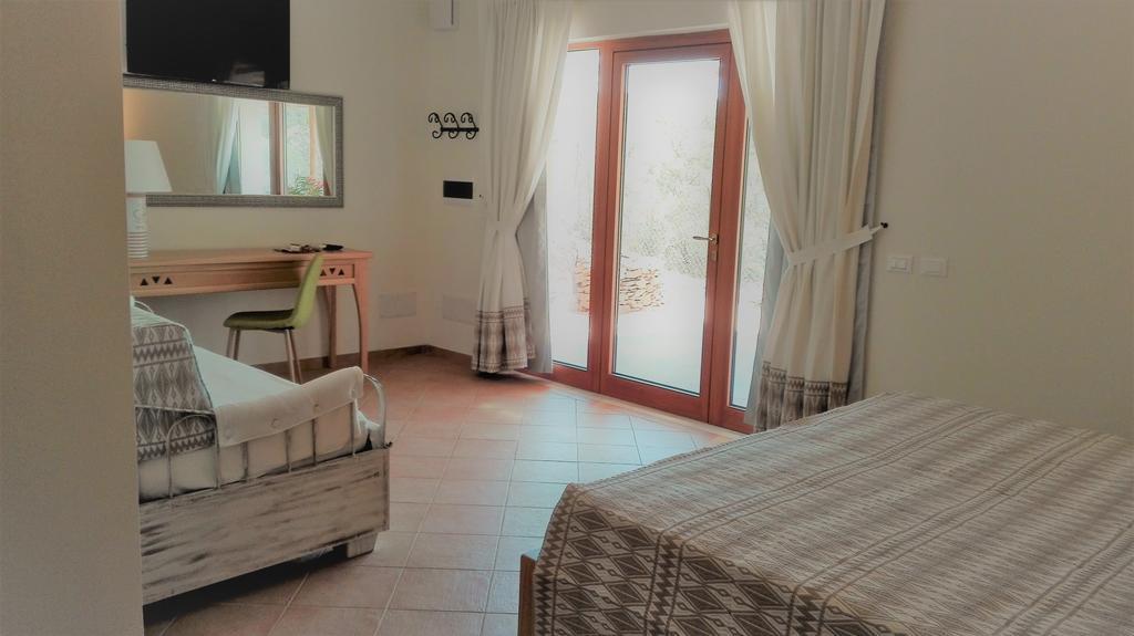 Hotel Aldiola Country Resort Sant'Antonio di Gallura Luaran gambar
